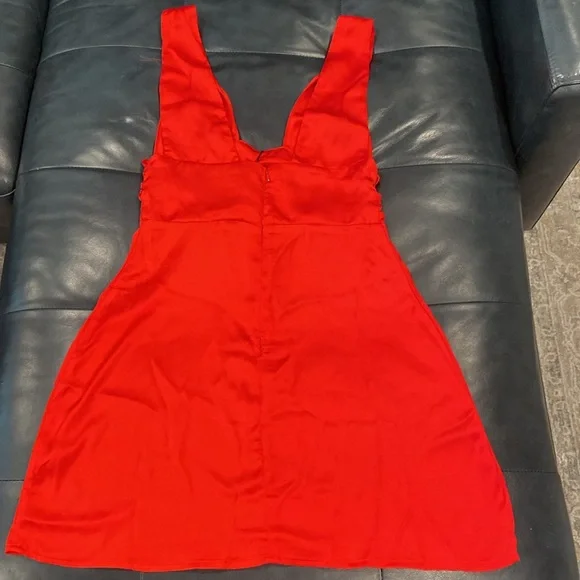 Princess Polly dress - Picture 10 of 14